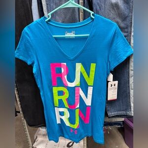 Womens NWT Under Armour T-shirt size S